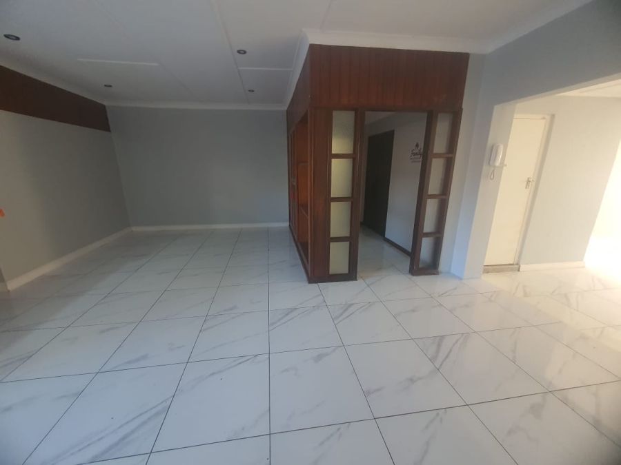 To Let 3 Bedroom Property for Rent in Beacon Bay Eastern Cape